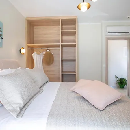 Marianna Ii & Iii 奈德里